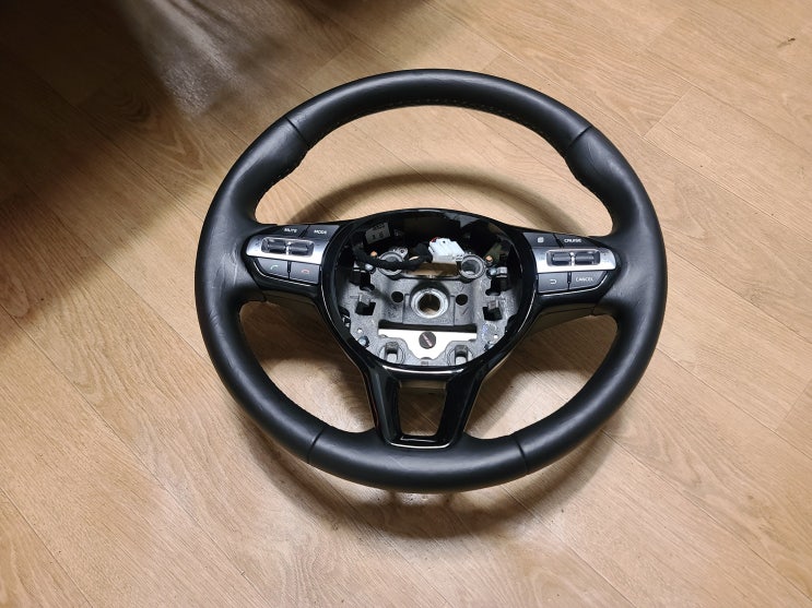  엔젤러스 페인트로 k7 가죽핸들 복원 방법(벤츠,BMW,아우디)