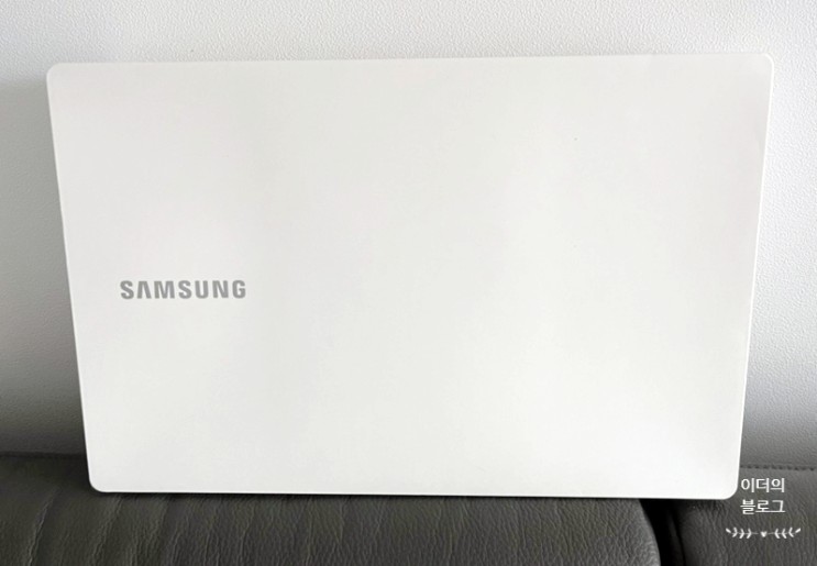 삼성 노트북 갤럭시 북 Flex2 NT950QDA-XC50B 미스틱블랙 간단후기