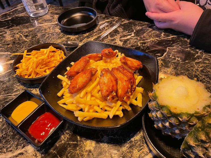  [내돈내산] 성남 모란역 2차로 추천하는 맛있고 흡연실 있는 술집 : 언더브릭