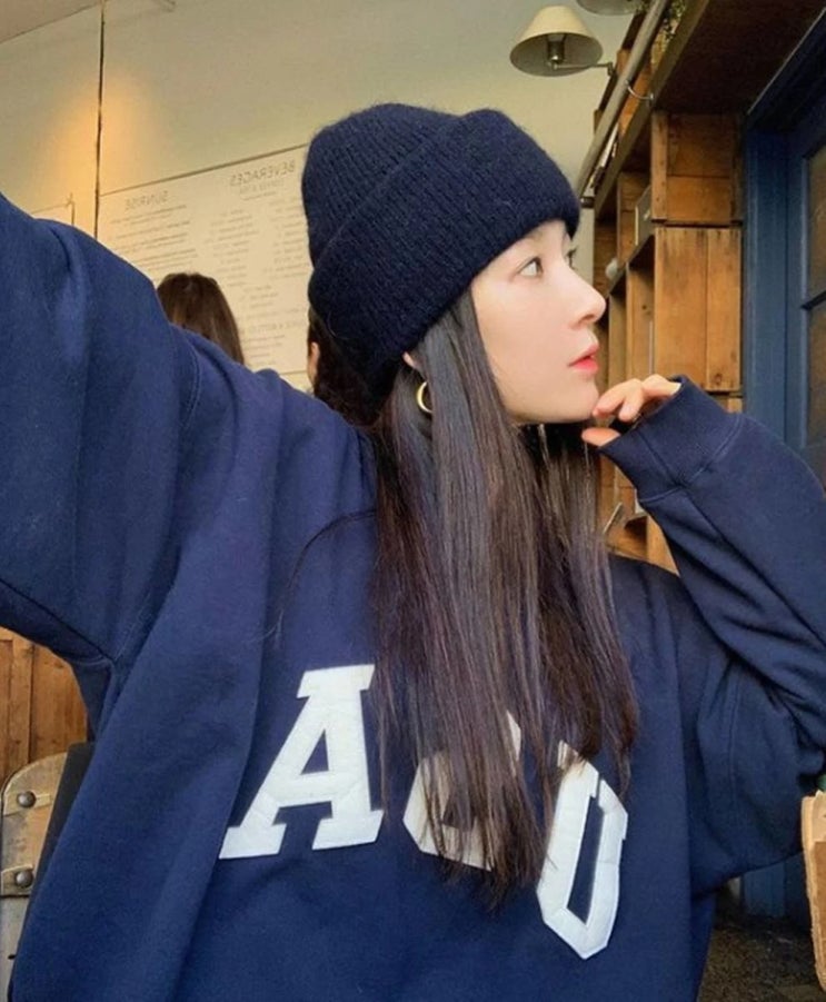 '인터넷 얼짱' 반윤희, 17년간 운영해 온 쇼핑몰 잠정 중단...2000년대 싸이월드 주름 잡아 '인터넷 얼짱' 반윤희, 17년간 운영해 온 쇼핑몰 잠정 중단...2000년대 싸이월드 주름 잡아