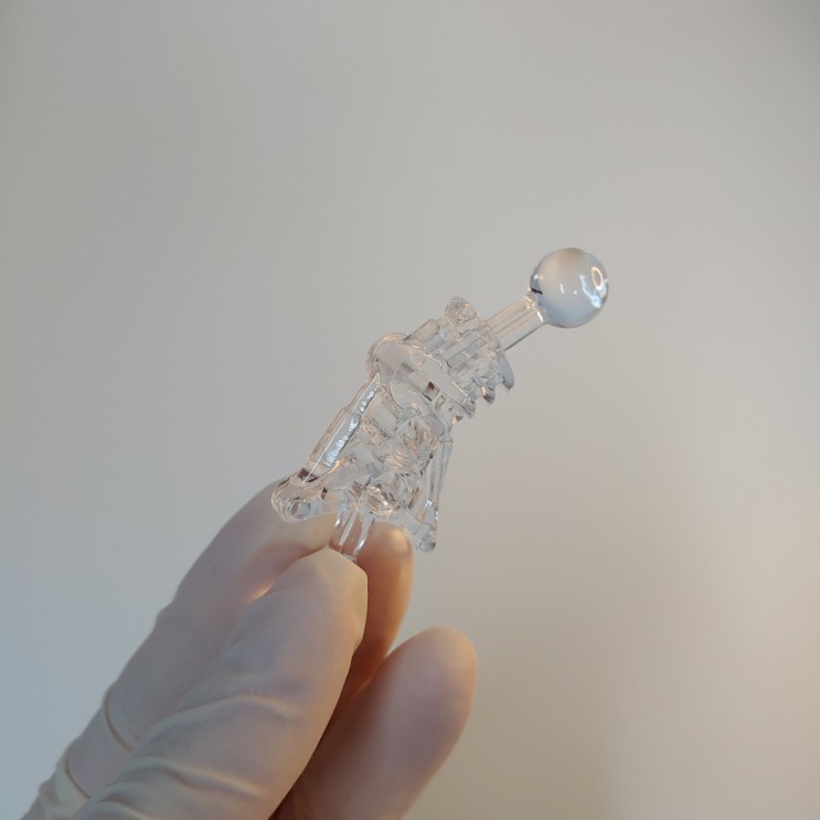 3D프린팅출력으로 투명 총 모형 플라스틱제작 했어요.