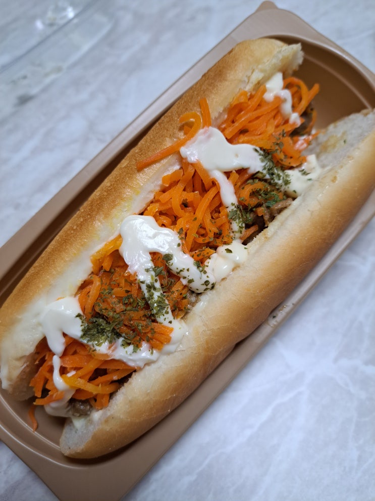  달달짭쪼롬 맛났던 CU 미피 당근라페 핫도그