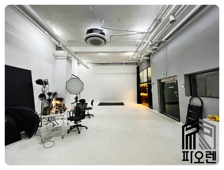  청담동 복층 스튜디오 임대 - 합70평, 6x8호리, 4.5m 층고, 주차 3대, 파우더룸+사무실, 엘리베이터.