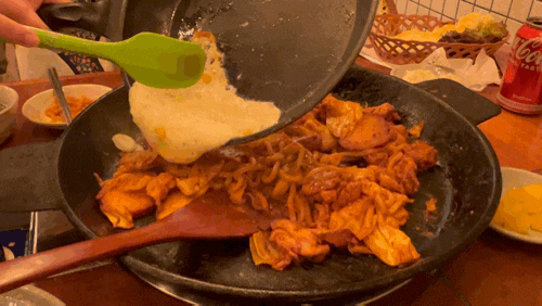  생방송투데이 닭갈비 맛집으로 소개된 부천 상동 맛집 신림춘천집에서 치즈닭갈비랑 볶음밥 막국수 먹고 왔어요!