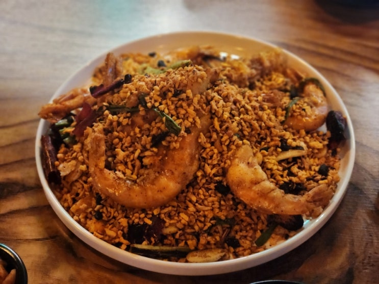  연남동 뚜이연남, 이색 중식 요리주점 솔직후기 (타이거비펑당, 새우완탕면)