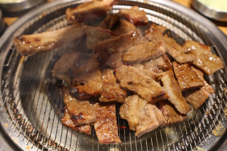  서울 맛집 온가족 외식ㅎㅏ러 다녀온 다이닝 갈비 리뷰