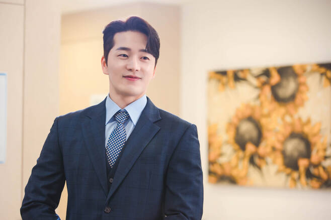 이현진 나이 배우 탤런트 프로필 결혼 여자친구 군대 가족 고향