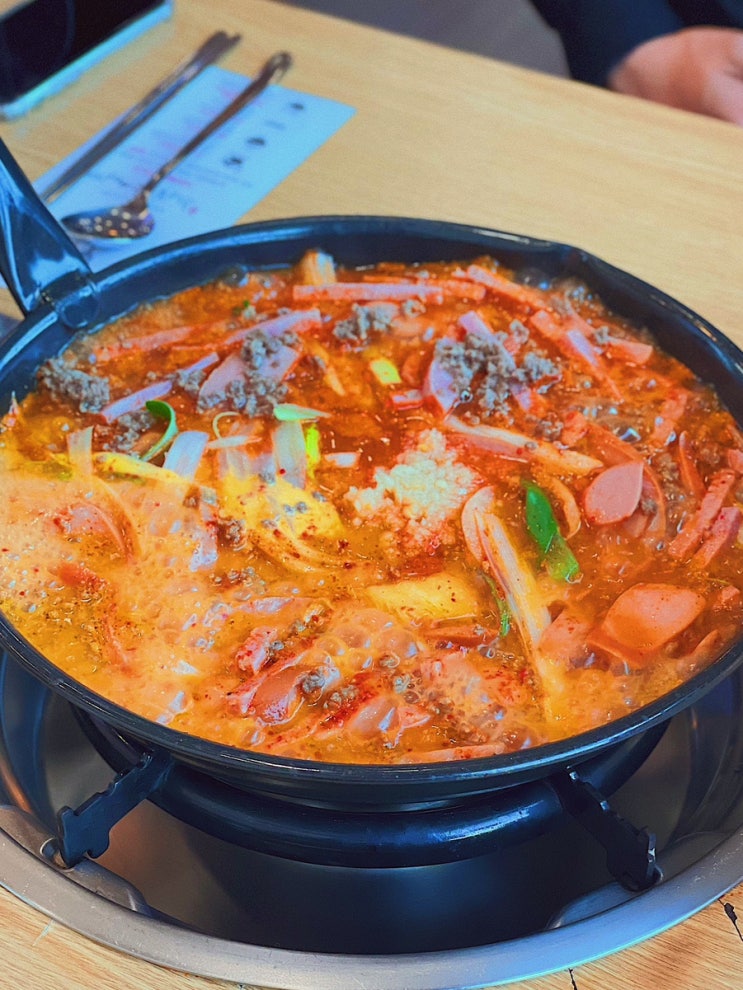 [경기] 송탄 부대찌개 최강자 : 최네집 본점