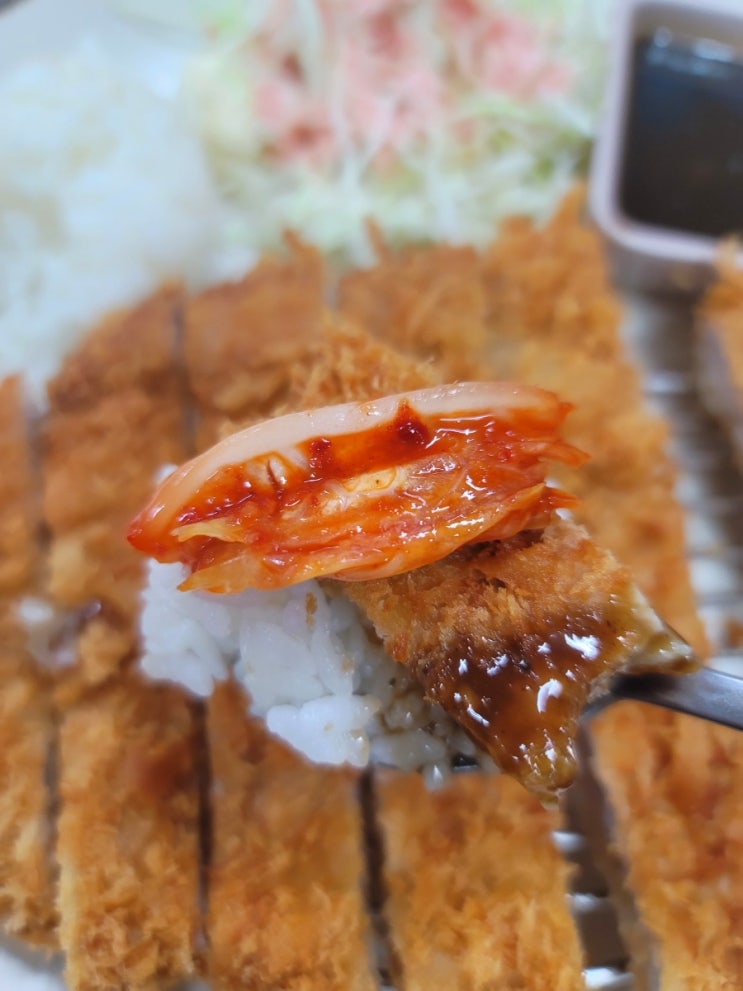  전주시민먹방 96 - 전주 남문손칼국수 겉절이에 돈가스가 먹고 싶었던 날!리모델링 후 오랜만에 방문(전주 남부시장)