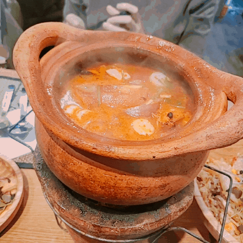  7년째 단골! 강남 원픽 태국음식 맛집(똠양꿍&파인애플볶음밥추천) - 반피차이