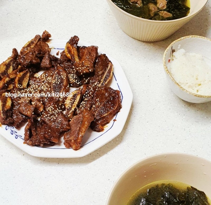 [내 돈 내산 LA갈비 비교]: [경복궁 칼집 LA갈비] vs [구본길 초이스 LA갈비]