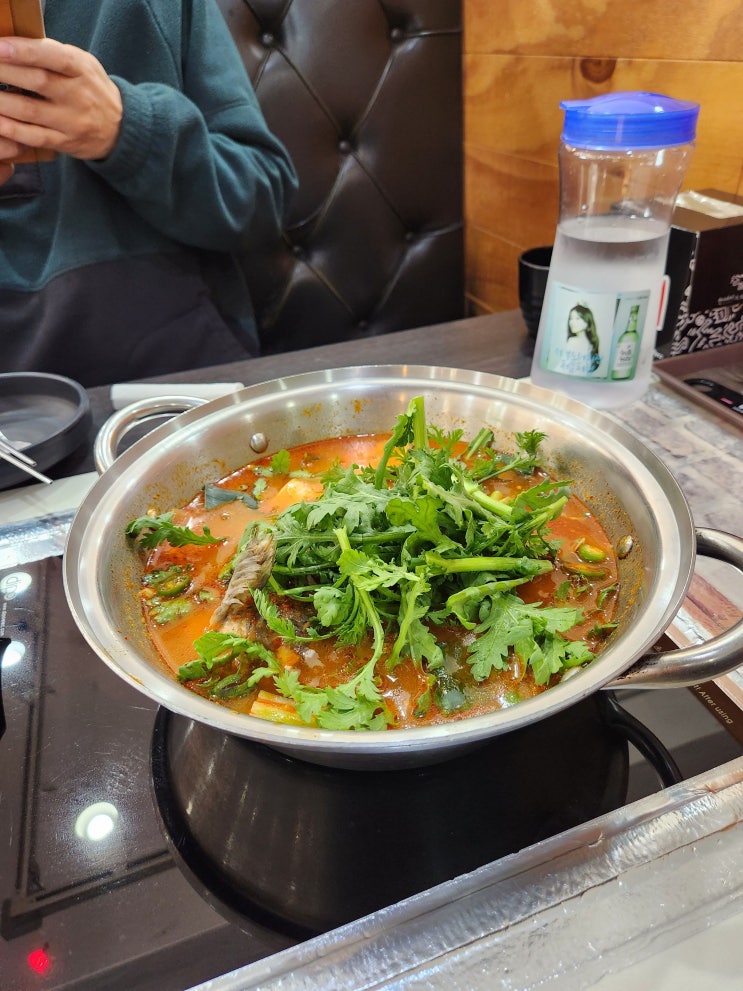  안산 초지동 맛집 - 어부린 스시 & 서더리탕 이게 1인분이라고?!