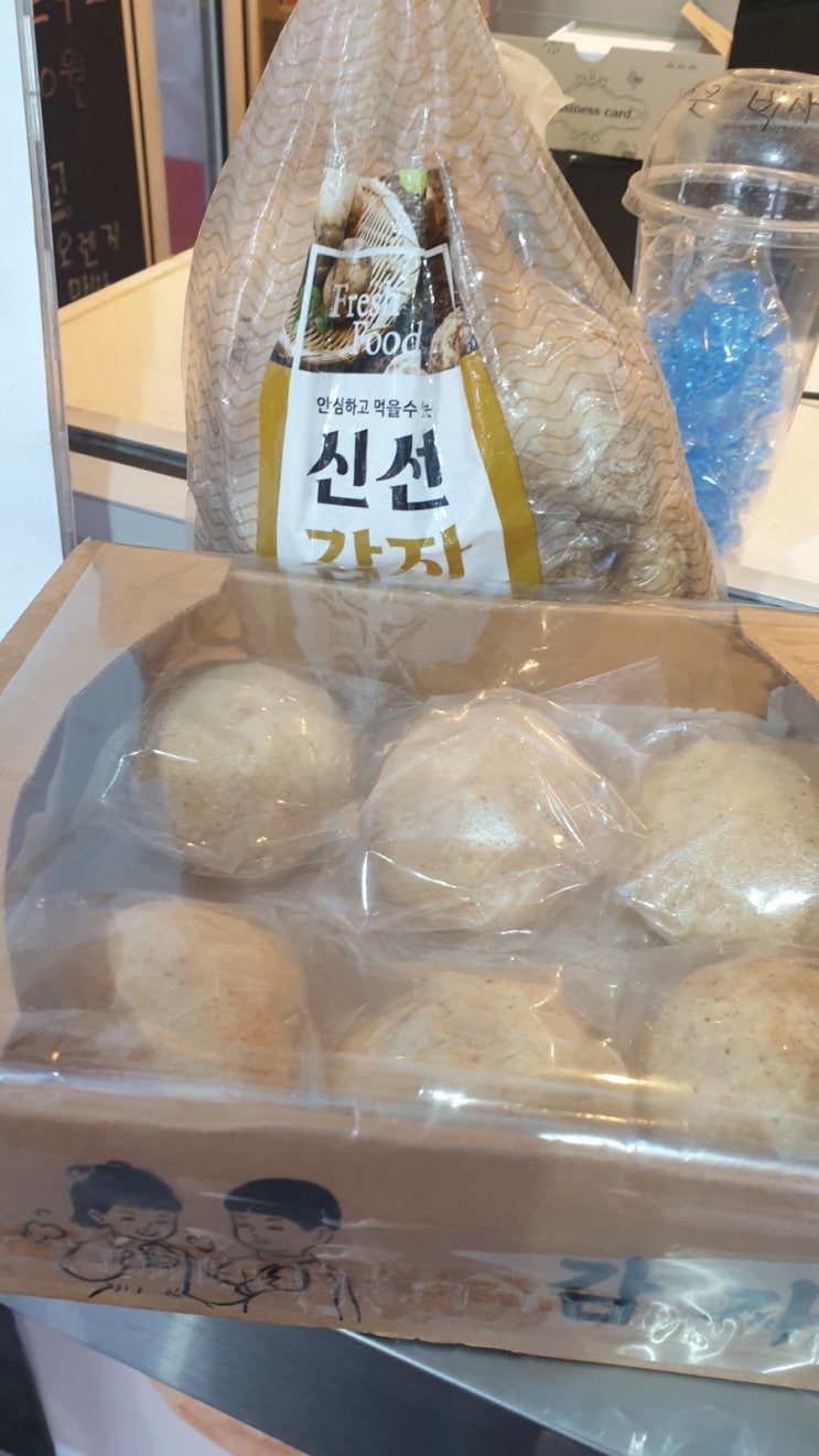  강릉이래요_강릉기념품으로 딱 좋을 강릉 중앙 시장 감자빵