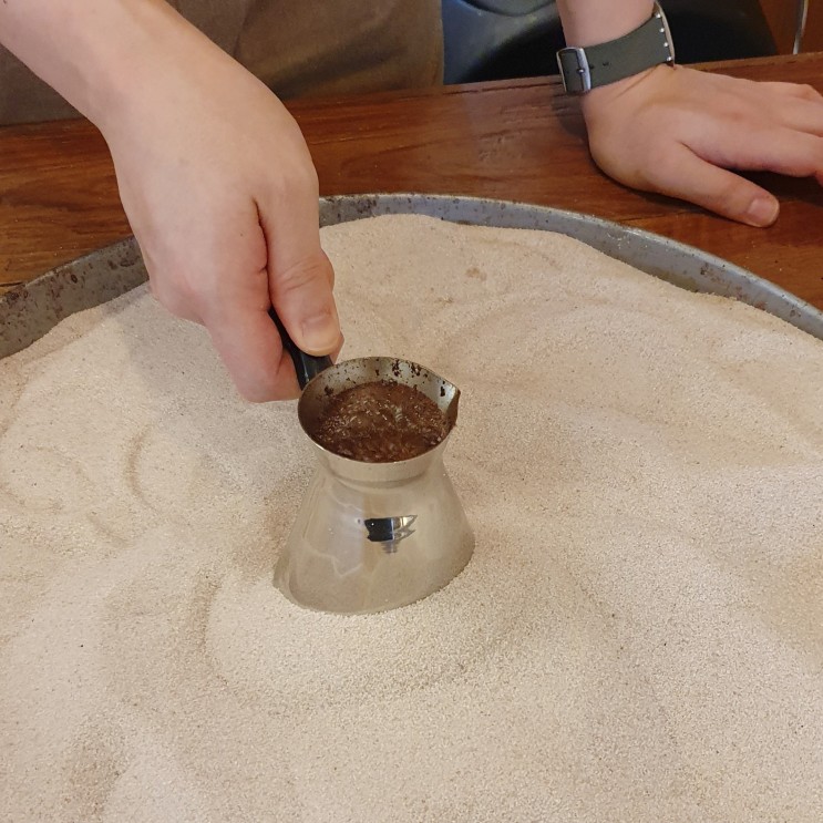 샌드카베 신기한 터키식 모래 커피를 만날 수 있는 성수 카페