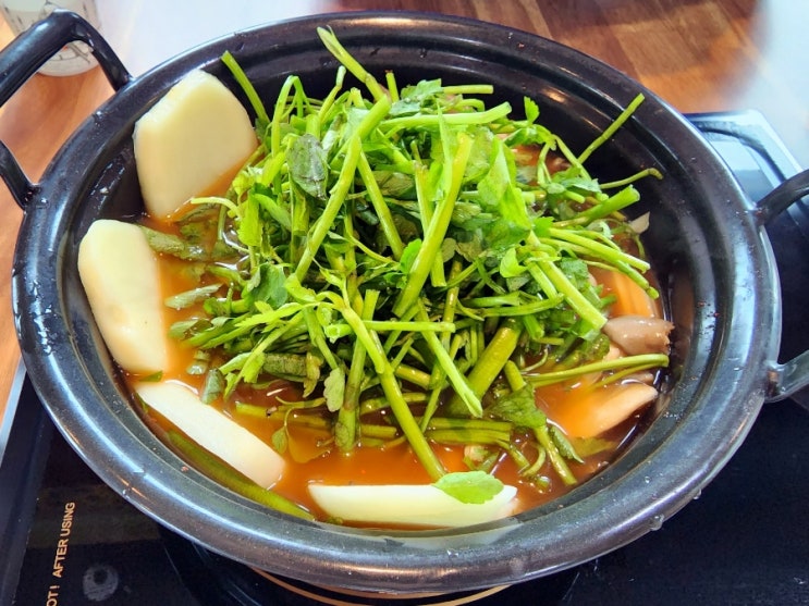 밥과 고기와 면을 다 먹을 수 있는 신암동 경대맛집 등촌샤브칼국수