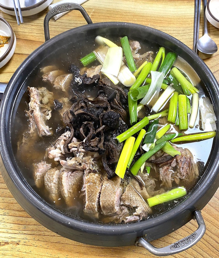  [이천] 보양식으로 먹기 좋은 오리백숙 ‘능이버섯고을 본점’