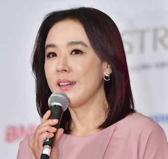고 배우 강수연