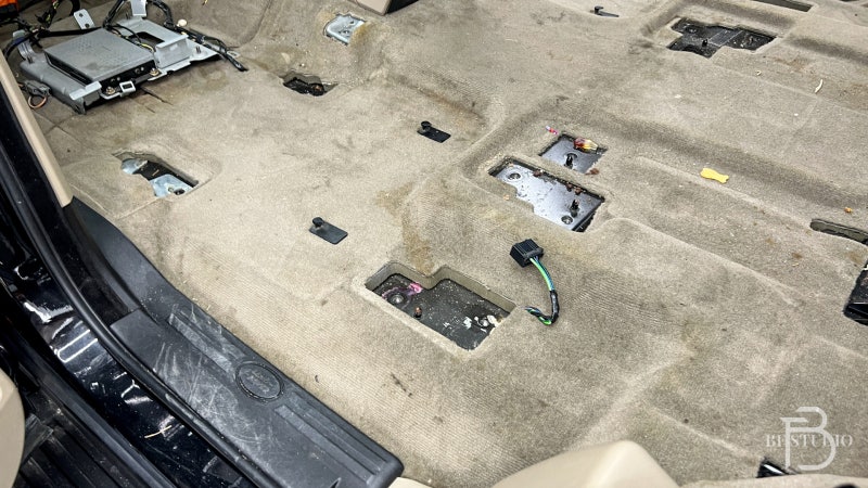 하남 덕풍북로 / 실내복원/시트 / 실내클리닝, 시트탈거, 가죽코팅 / 랜드로버 / 디스커버리 / 디스커버리 4