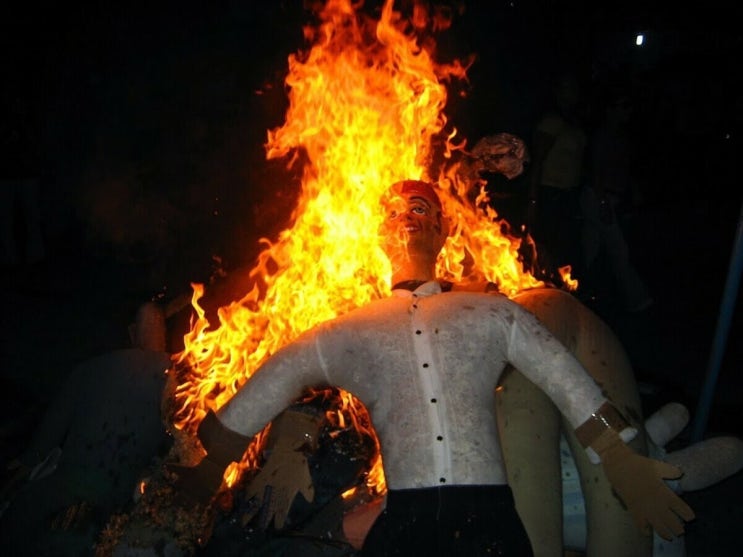 <b>지구촌</b>의 특이한 <b>새해</b> 설<b>맞이</b> 세시풍속 엿보기