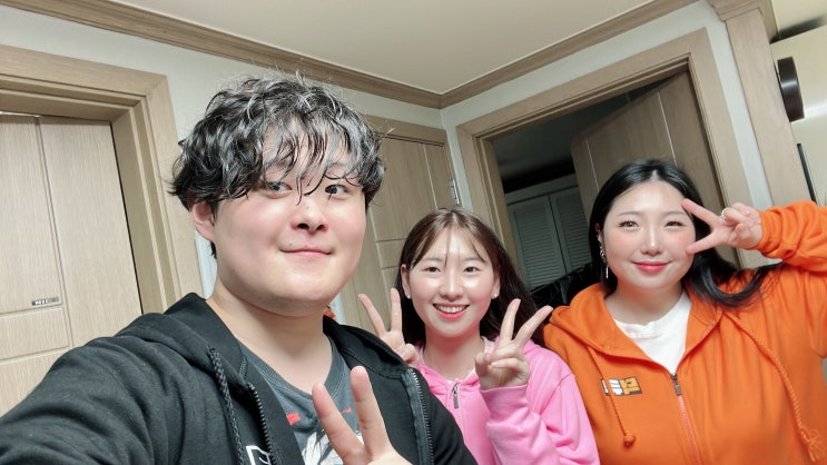  오늘 덕큐멘터리의 지수맨, 귤피디 님과 함께 촬영을 하였습니다!