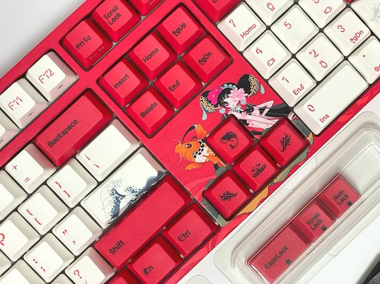 VARMILO MA108M KOI PBT 염료승화 영문 저소음 적축 VARMILO MA108M KOI PBT 염료승화 영문 저소음 적축