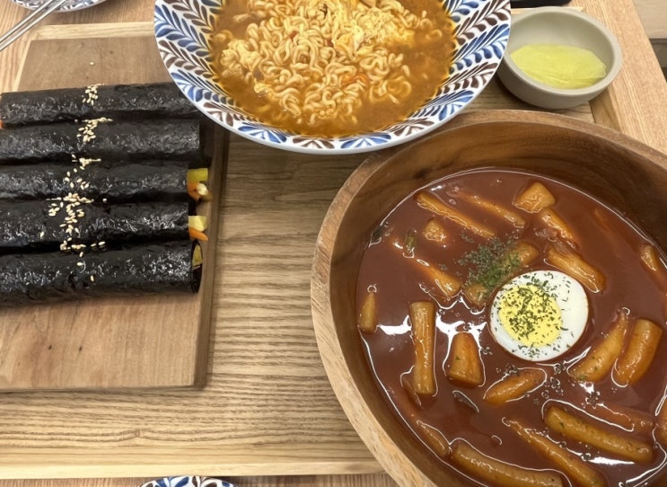  송도 인천대입구역/타임스페이스 분식집 애플꼬마김밥 송도점