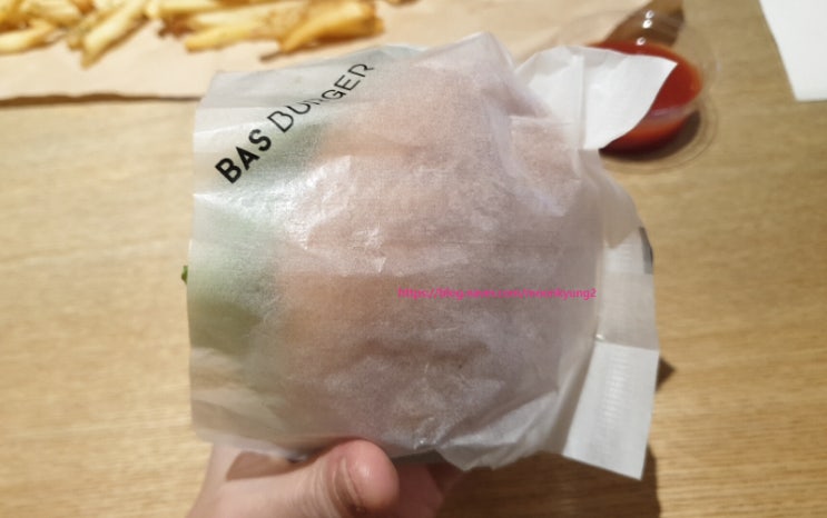 여의도맛집 바스버거 25000원 이상이면 배달비 무료!