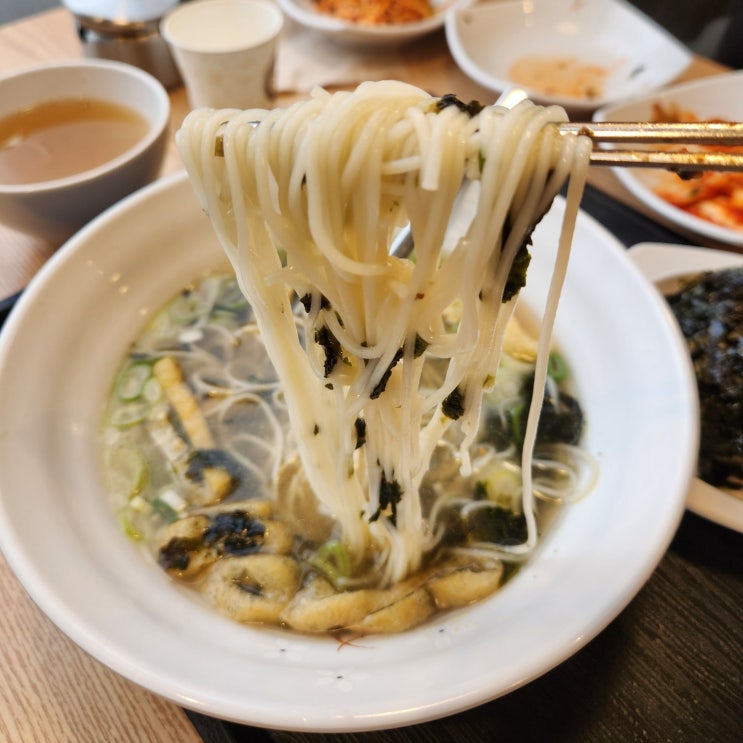  깔끔한 수목원 국수 - 항동 푸른 수목원 근처 점심
