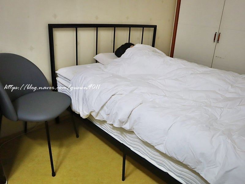 퀸침대 바네스데코 원룸 철제침대 프레임까지 완벽해