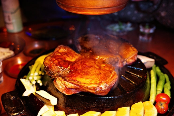  성수동 맛집 오리고기 어디까지 먹어봤니? 오리 한마리를 통으로! [뚝도농원]