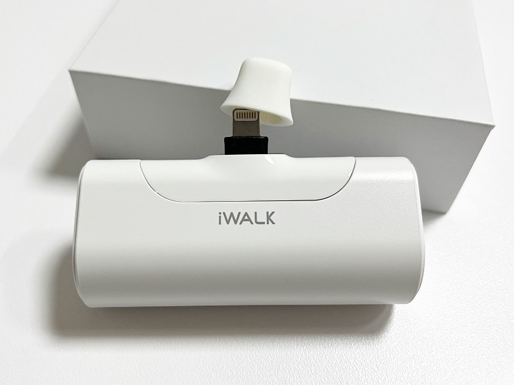 [아이워크 일체형 미니 보조 배터리]선이없어 편리한 iWALK 도킹형 보조배터리 내돈내산