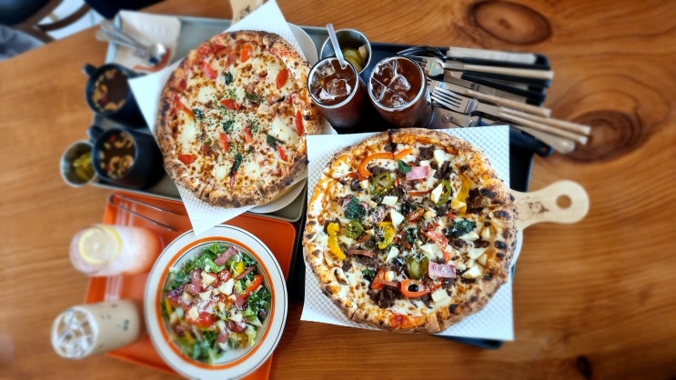  김제 금산사 근처 대형 카페 맛있는 화덕피자와 아이와 사진찍기 좋은 곳이 있는 로스터리카페 우연하게도