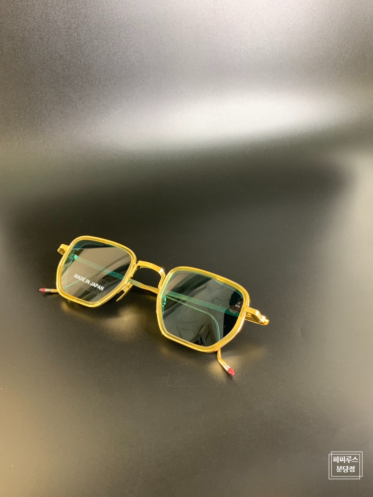 소장하고 싶은 멋진 선글라스 자크마리마지 앳킨스(ATKINS) 두 번째 색상 (분당 파피루스 안경원)