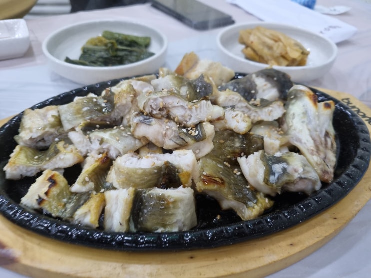  깔끔하게 잘나오는 여수 장어 맛집 대나무 생숯 장어구이 리뷰!!