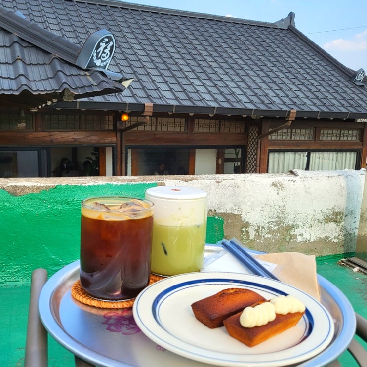  경주 황리단길카페, 휘낭시에가 맛있는 '로스터리 동경'