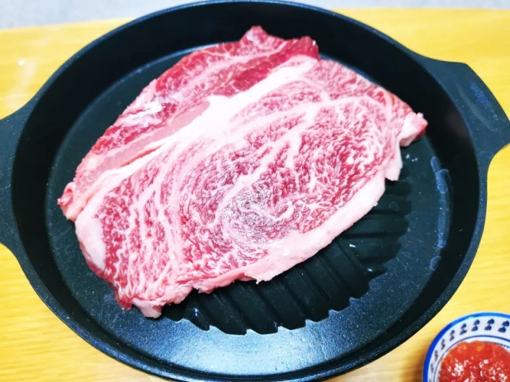 주말 나홀로 집에 1_바보연어 소고기 한상차림