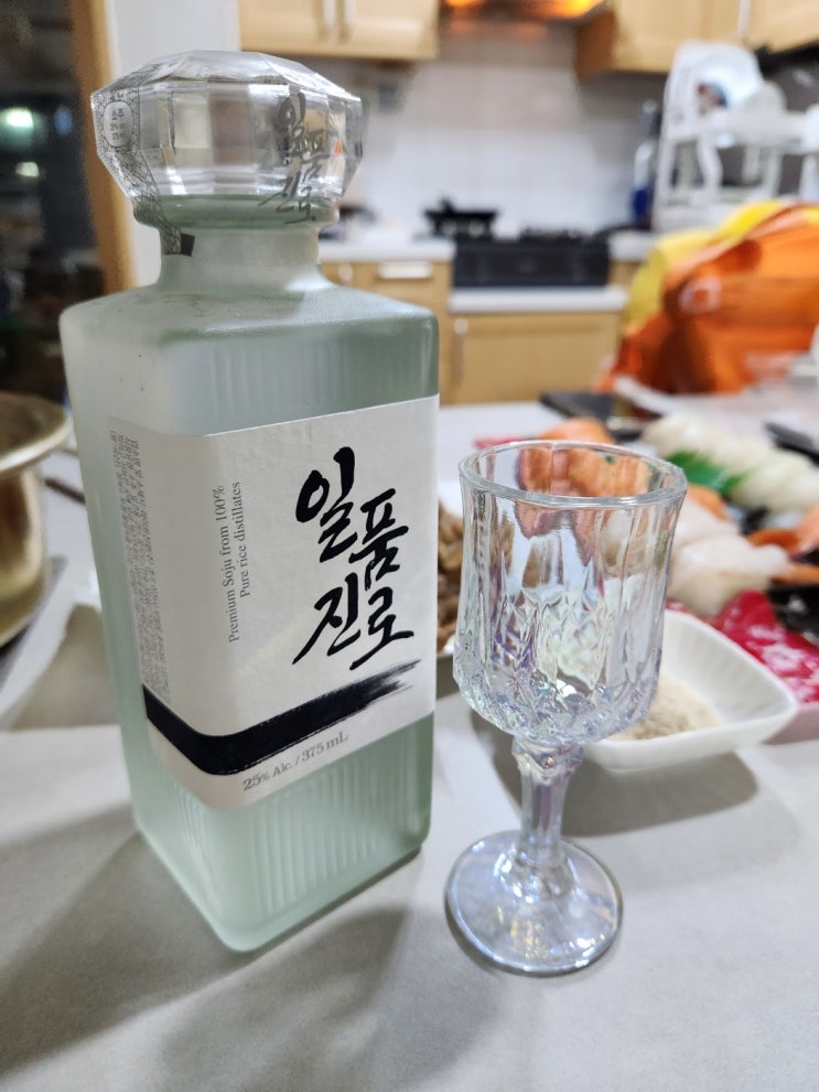  깔끔하고 달달한 전통주 추천 일품진로 25도
