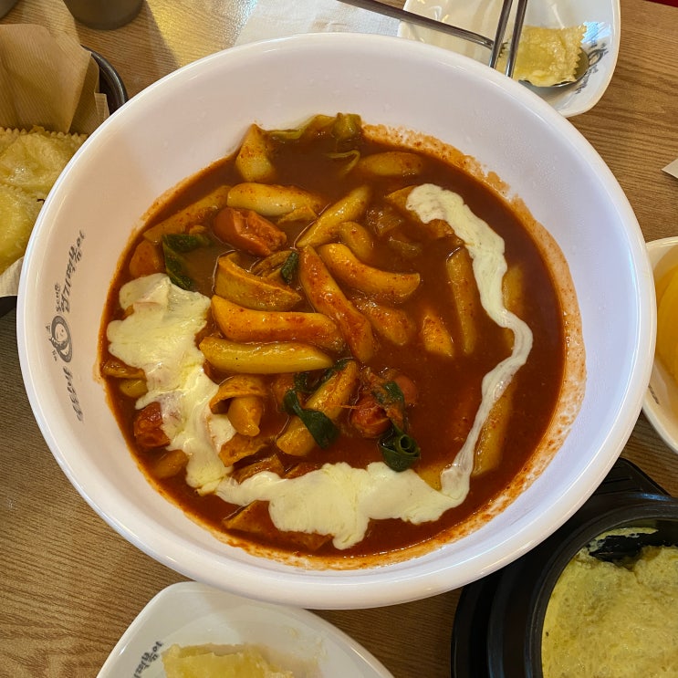  궁금해서 가본 동대문엽기떡볶이 본점 홀매장