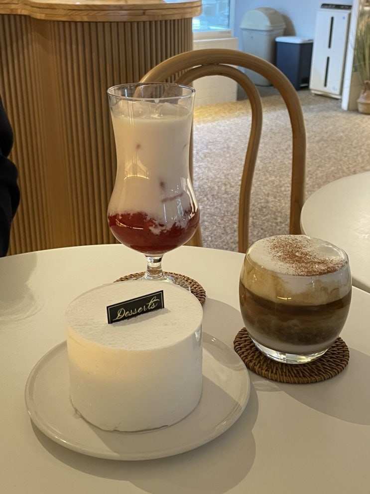  [말모커피] 음료, 디저트 맛있는데 귀엽기까지!- 쌍용동 애견 동반 카페