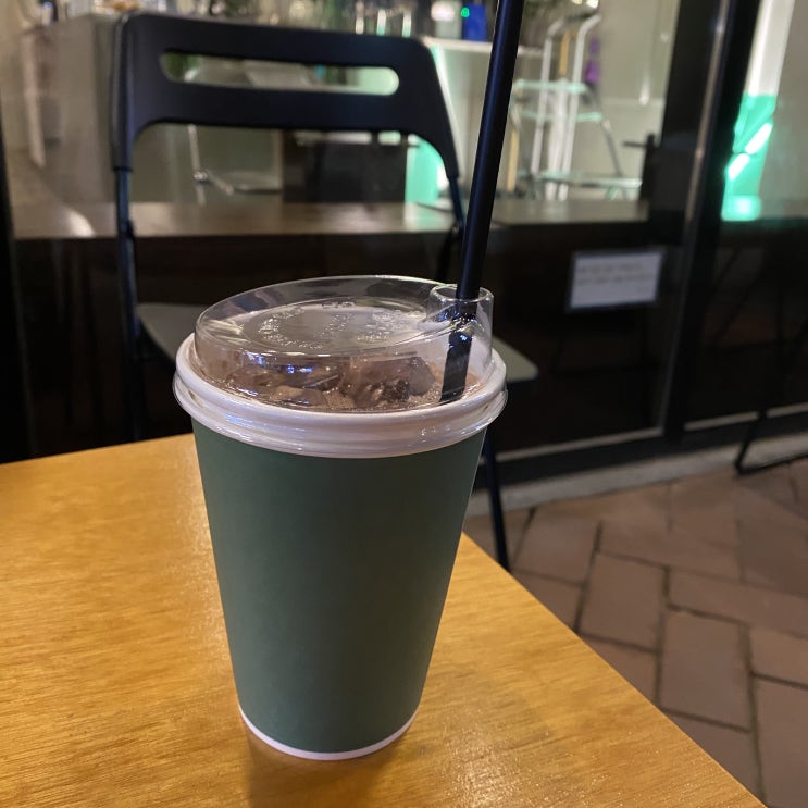 커피와 까눌레가 맛있는 신대방삼거리 카페 클라소피