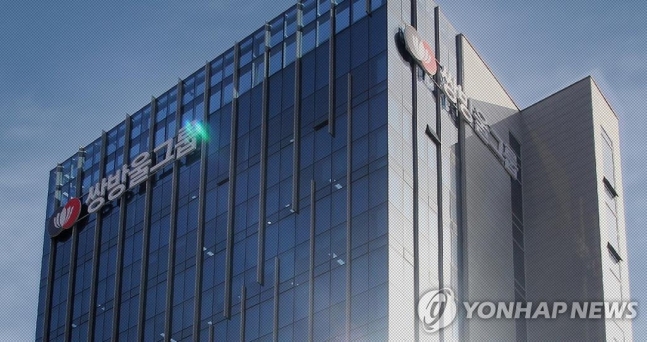 쌍방울 전 비서실장 "이재명, 김성태와 가까운 관계" 쌍방울 전 비서실장 "이재명, 김성태와 가까운 관계"