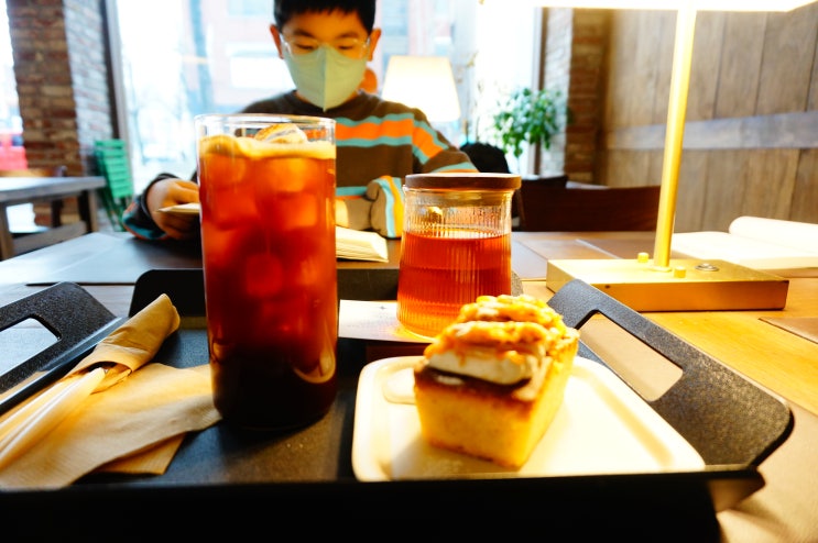  조용한 전주한옥마을카페 원스타임오프에서 쉬어가기