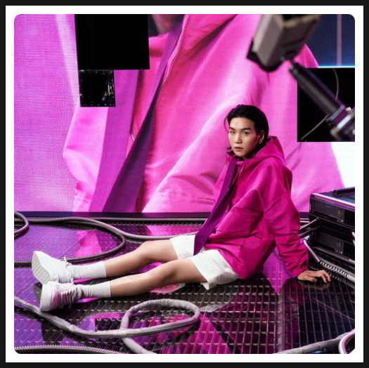 발렌티노 디바스 , 방탄소년단 BTS 슈가를 글로벌 앰버서더로 선정한 이유 / 에센셜 캠페인