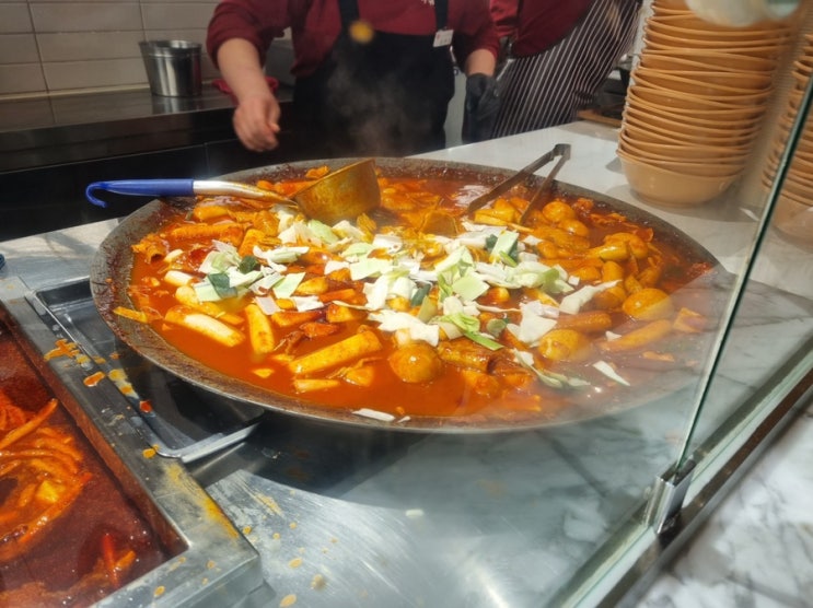  [대전신세계 지하식당가] 갈때마다 사오게 되는 이가네 떡볶이