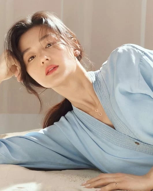 Queen of Commercials: Jun Ji-hyun Ad Collection Part 2