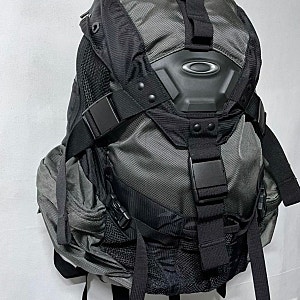 오클리 아이콘 백팩 3.0 Oakley Icon Backpack 3.0