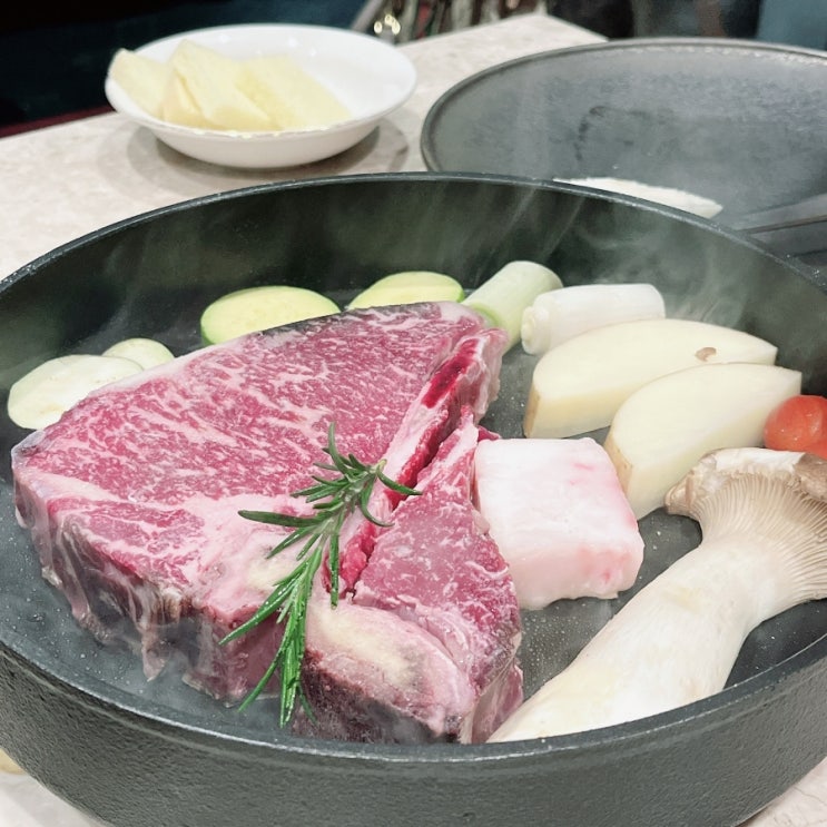  [화명동맛집] 드라이 에이징 한우 티본 후기 '우미남 화명점'_모임장소추천 룸식당 내돈내산