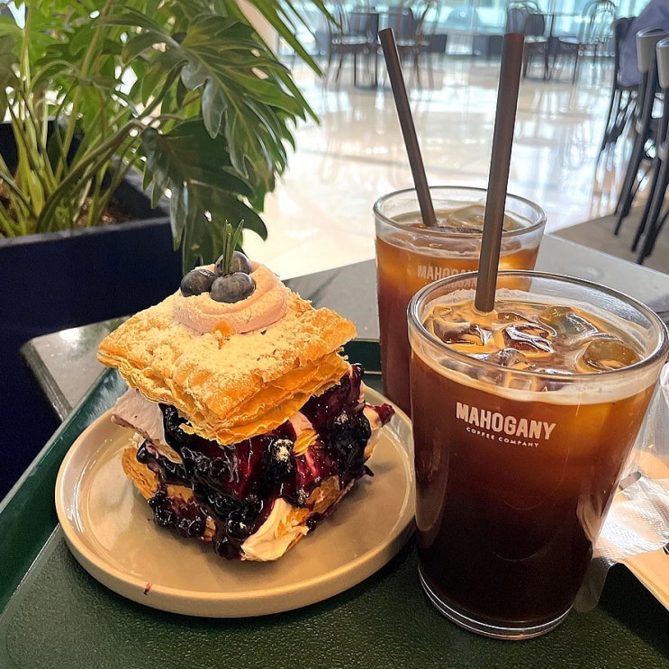  [마호가니커피 롯데영등포점] 영등포 카페, 타임스퀘어 카페, 페스츄리케이크 맛집, 45파이