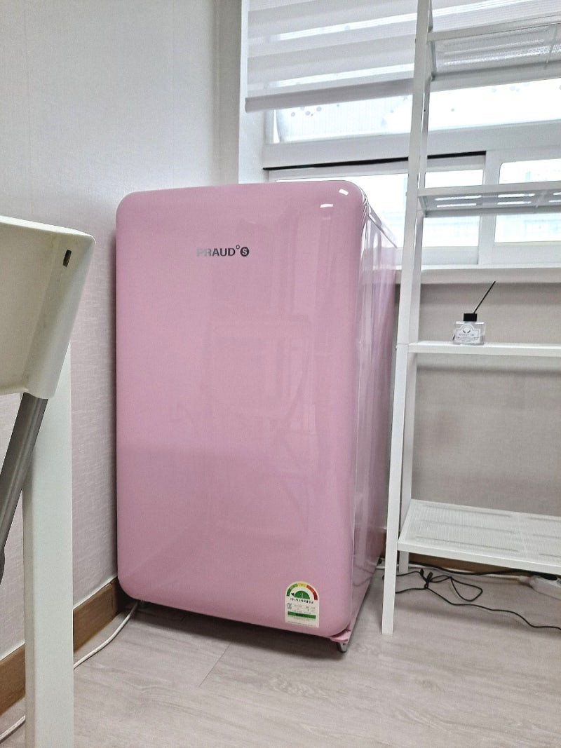 신림동 그랜드 고시텔 새롭게 꾸며진 외창방 402호를 소개합니다
