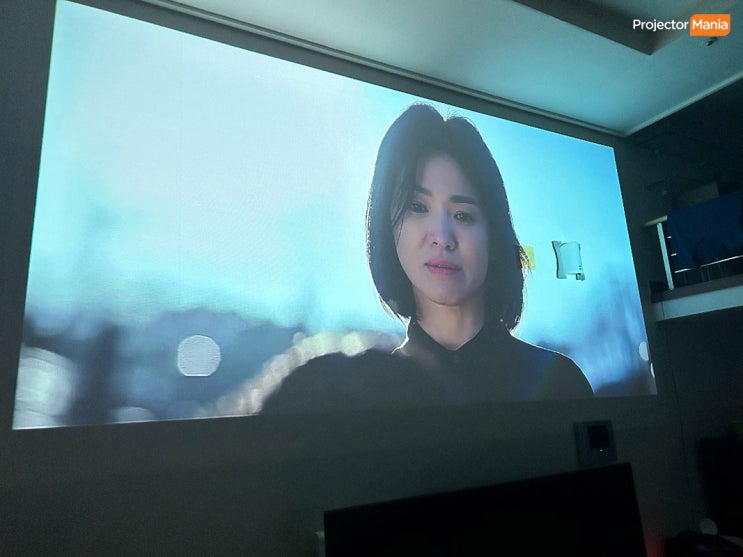  미니 프로젝터 작고 가볍고 편리함까지 갖춘 미니빔 PJM미니9
